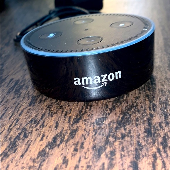 Amazon dot - Picture 2 of 2